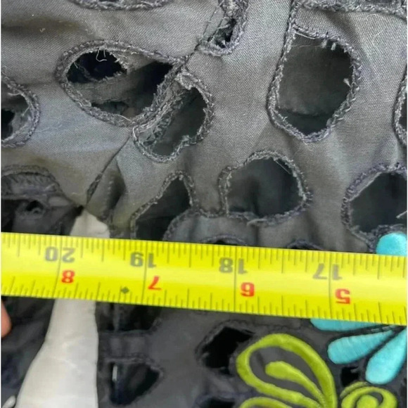 International Apparel Mart Womens Embroidered Floral Top Blouse Black Sz Small - Picture 5 of 11